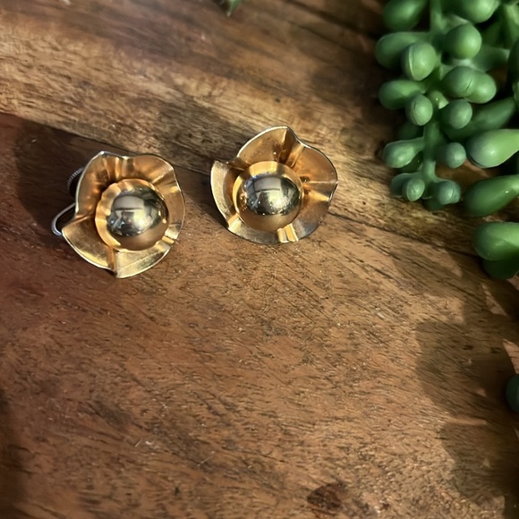 VINTAGE EARRINGS - Picture 2 of 4